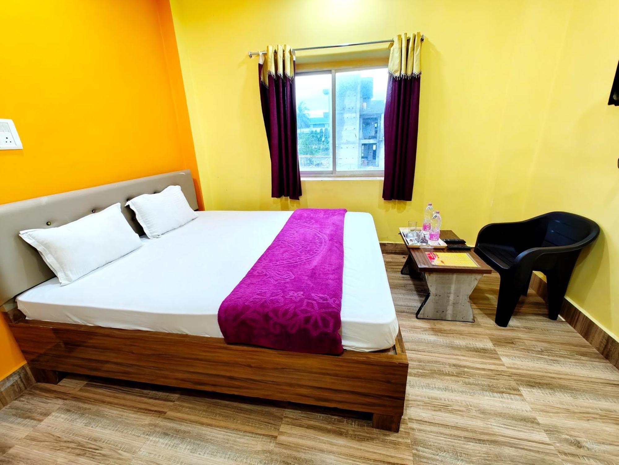 Goroomgo Sahoo Palace Puri - Prime Location Near Sea Beach - Excellent Service With Parking Facilities Exterior foto